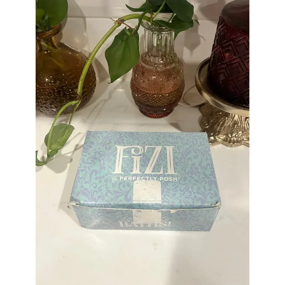 Perfectly Posh FIZI Bath Bomb Set 6 Pc Assorted Mystery Scents Rare Discontinued